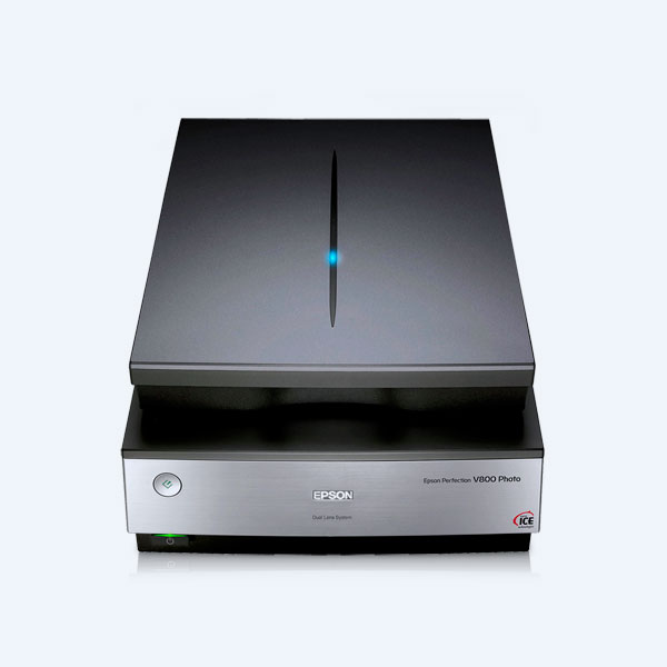 Escáner Epson PerfectionV800 Pro, Cama Plana, 6400 X 9600 dpi, USB