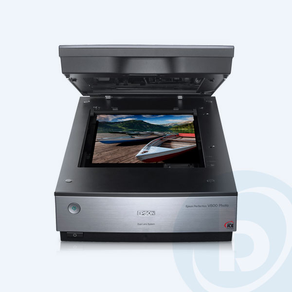 B11B223201 - Esc&aacute;ner Epson PerfectionV800 Pro, Cama Plana, 6400 X 9600 dpi, USB