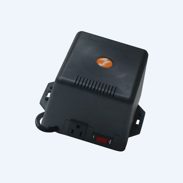 Regulador de Voltaje Complet RH1500, 1 Contacto, 1500Watts, con Microcontrolador
