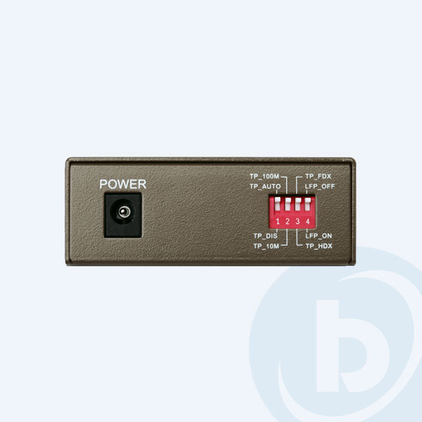 MC111CS - Transreceptor TP-Link MC111CS, Multimedia WDM de 10/100Mbps