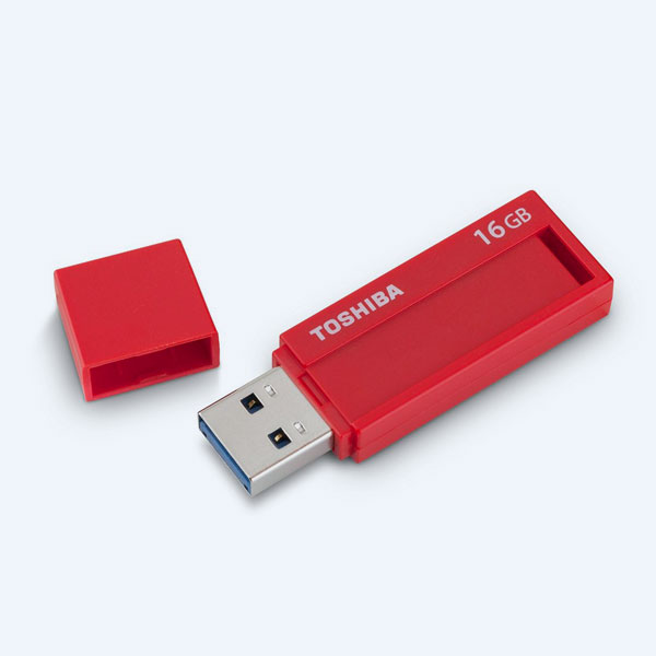 Memoria USB 3.0 Toshiba TransMemory, 16GB,  Rojo