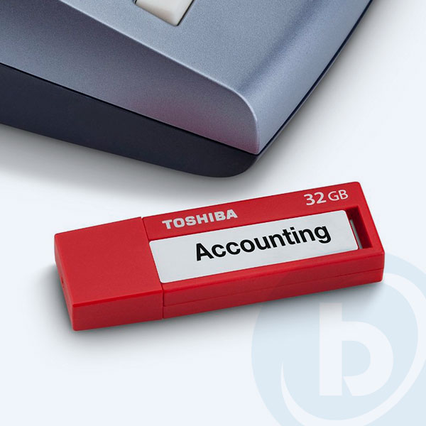 PFU032U-1BLR - Memoria USB 3.0 Toshiba TransMemory, 32GB, Rojo