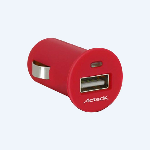 Adaptador de Corriente Universal Acteck RT-0214, USB, para Automovil, Rojo
