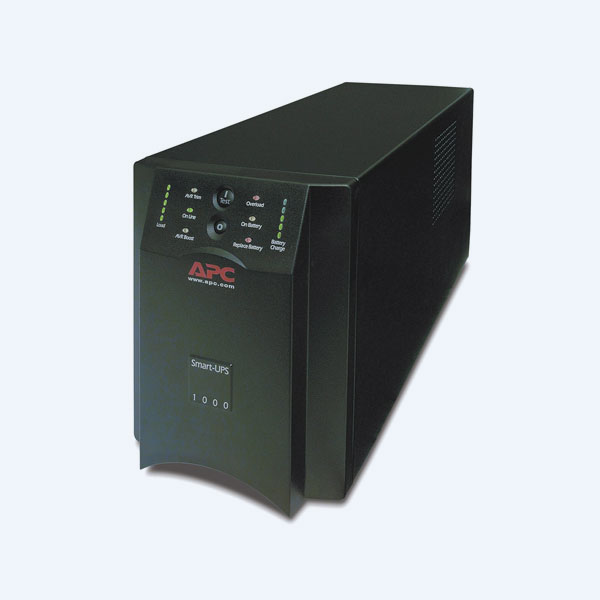 No Break APC Smart-UPS, 1000 VA, 670 Watts, 8 Contactos, Negro