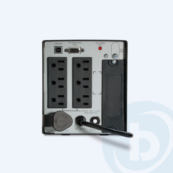 SUA750 - No Break APC SUA750, 750 VA, 500 Watts, 6 Contactos, 16.4 Minutos, Negro