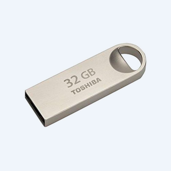 Memoria USB 2.0 Toshiba TransMemory U401, 32GB, Metalica